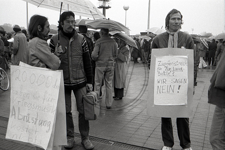 Woche der Militärmusik/Protest gegen Zapfenstreich 1984