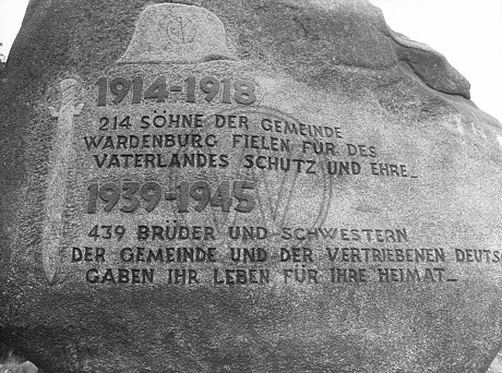 Gedenkstein, Wardenburg